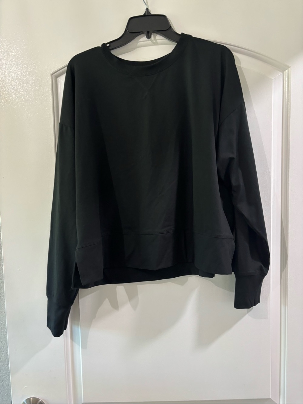 Fabletics  Black Crewneck Sweatshirt